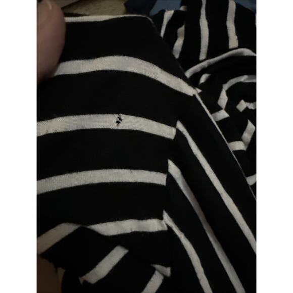 Cato Women’s black/white striped asymmetrical 3/4 sleeve blouse size medium - Picture 5 of 5